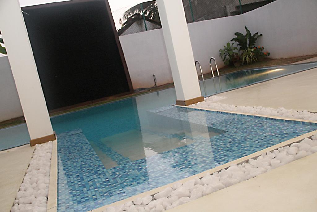 Binnacle Negombo Exterior foto